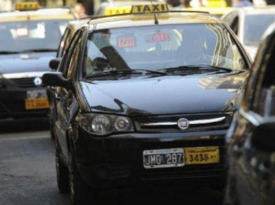 Los taxistas decretaron un paro por 24 horas tras la muerte de un colega que fue baleado en un asalto