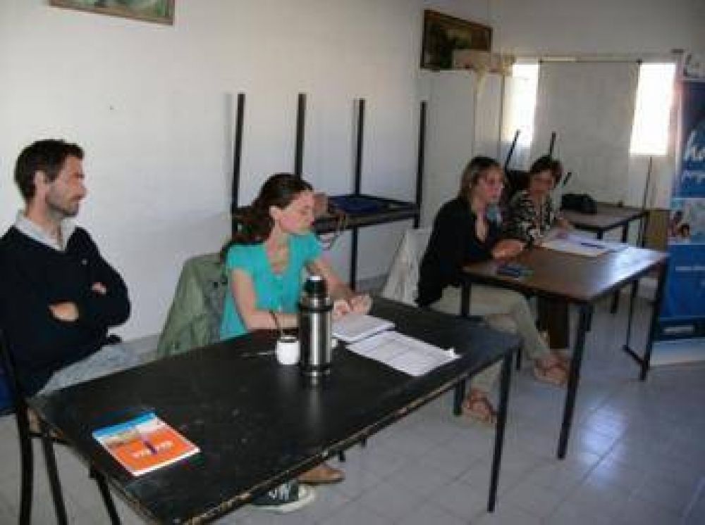 Jornada de capacitaci�n en econom�a social en el CIC de Boca