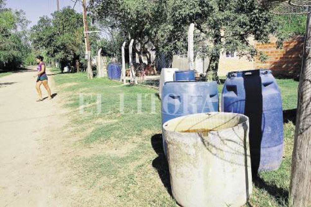 Colastin� Sur reclama el servicio de agua potable   