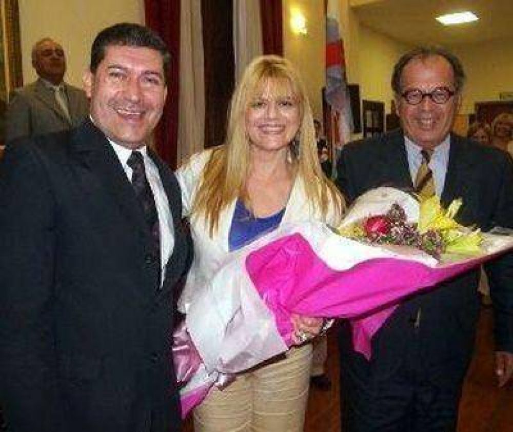 SE ACORDARON DE LA F�MINA