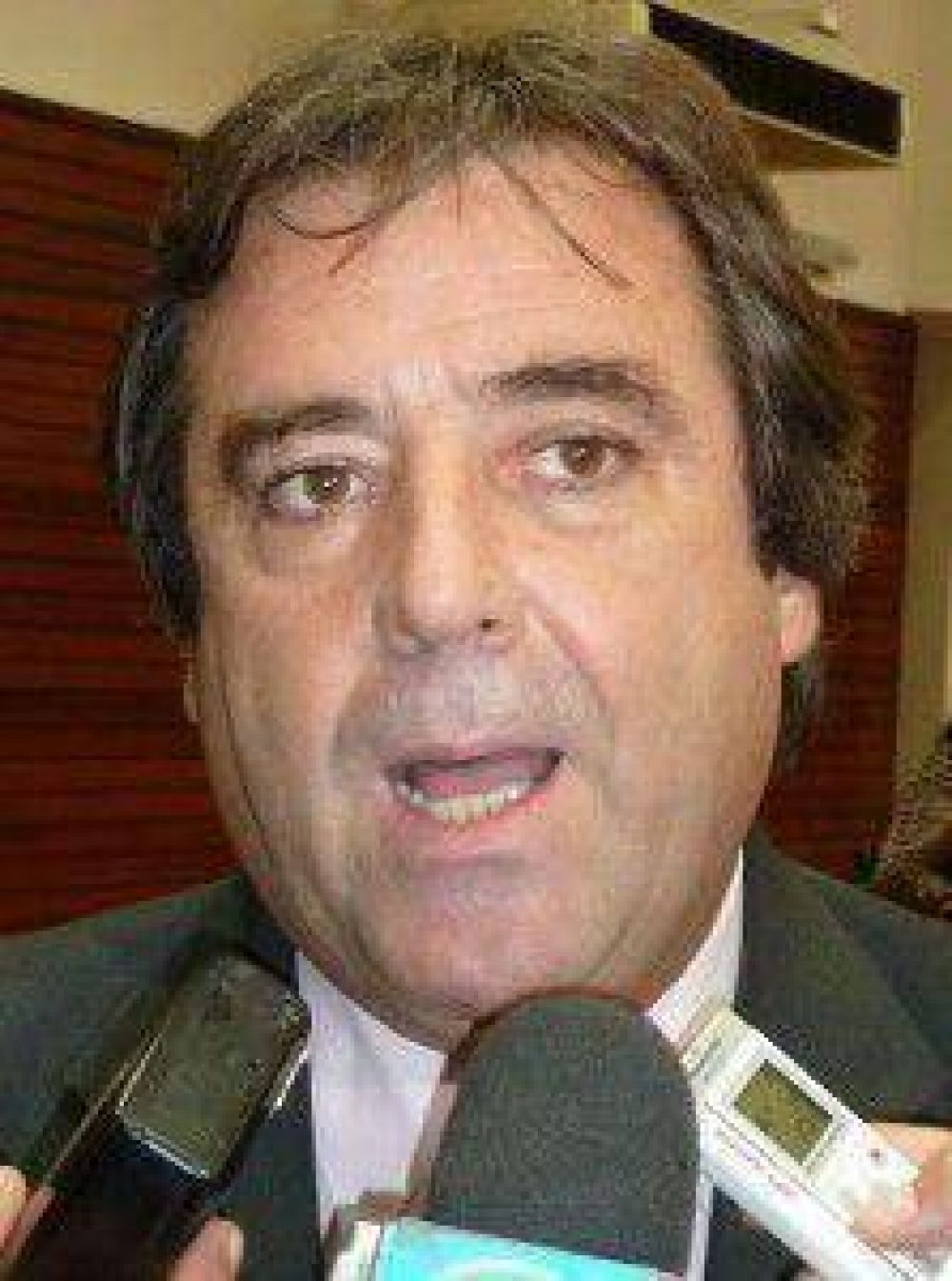 Bernis pidi� a Nazario que no proteja a las corporaciones que manejan en juego en Jujuy
