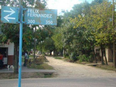 �En el barrio La Josefa est�n esperando la campa�a electoral para que arreglen las calles�, dijeron