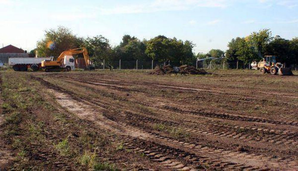 Dio comienzo la construcci�n del polideportivo municipal de Matheu