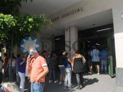 Nueva marcha por los j�venes asesinados en la ribera local