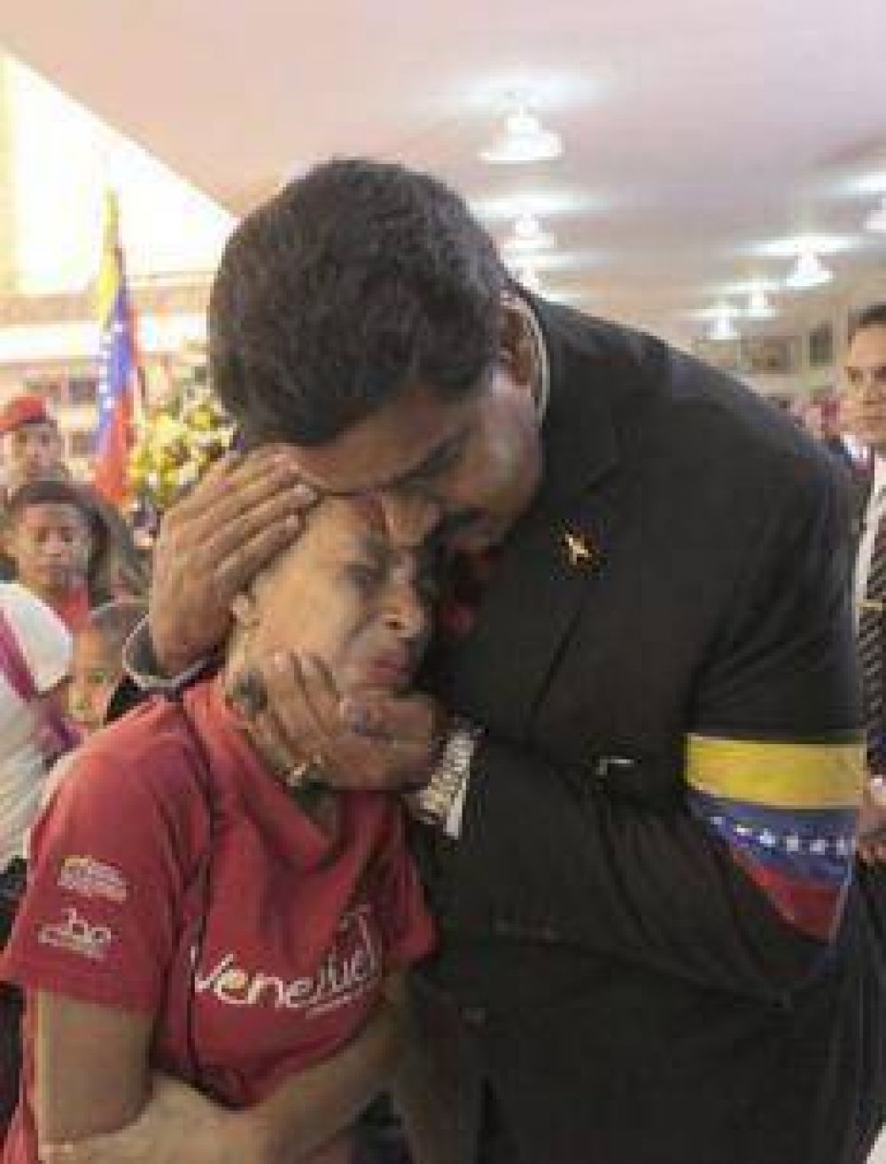 Maduro: "Comandante, no pudieron contigo, no podr�n jam�s con nosotros"