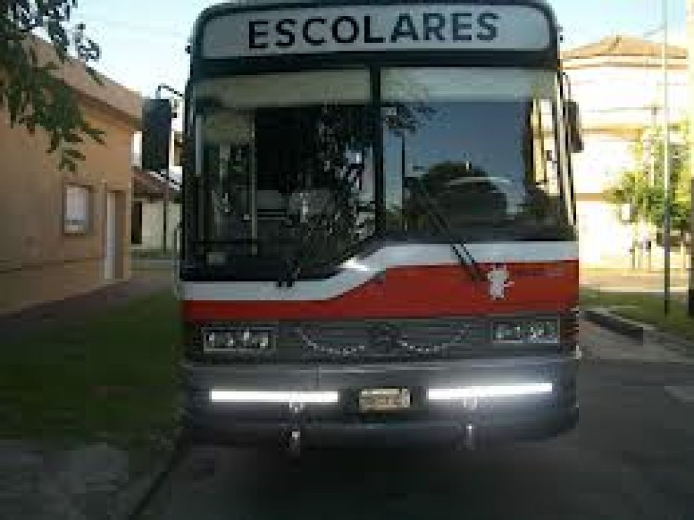 Reclaman por los inconvenientes con el transporte escolar para los alumnos del Paraje Ortiz