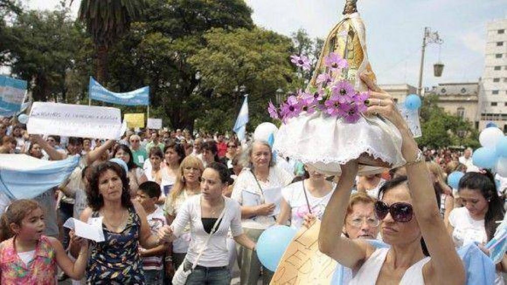 Tucum�n march� contra los cambios en la educaci�n militar