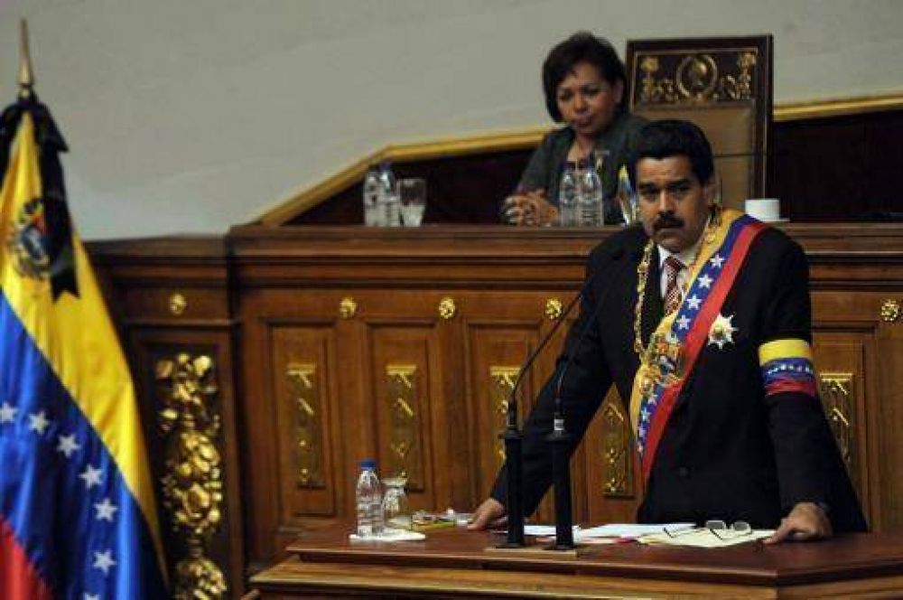 "Asumo esta banda para hacer cumplir el legado de Ch�vez"