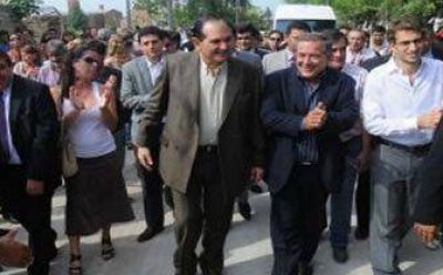 Alperovich visit� obras en Yerba Buena