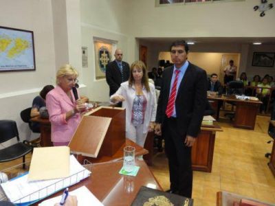 Aprueban nueva leyenda para los instrumentos oficiales municipales