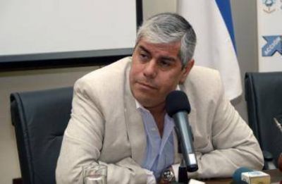 Peralta: �Los cinco bloques que vot� la sociedad rionegrina son los cinco bloques que se van en el a�o 2015�