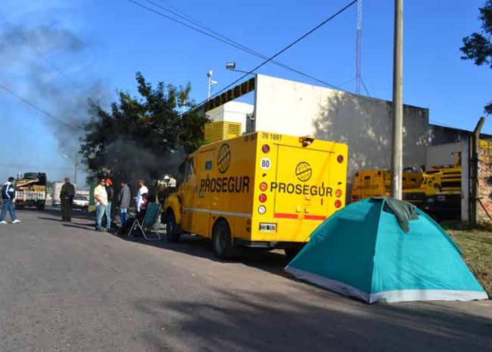 Este fin de semana continuar� la manifestaci�n frente a Prosegur