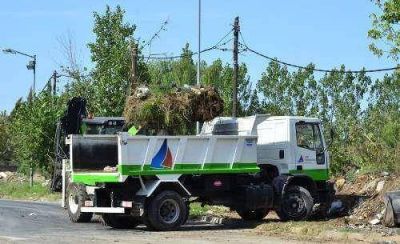 Contin�an los operativos de limpieza y remoci�n de escombros en San Fernando