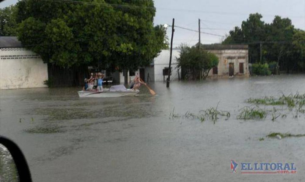 M�s de 500 familias damnificadas por la incesante lluvia que aneg� Bella Vista