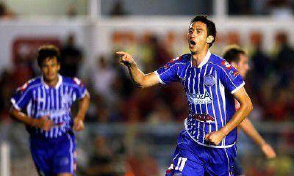 Godoy Cruz gan�, qued� puntero y mand� a la zona de descenso a Independiente