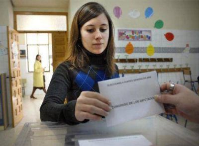 La Provincia promulg� la ley que permite votar a los adolescentes de 16 y 17 a�os