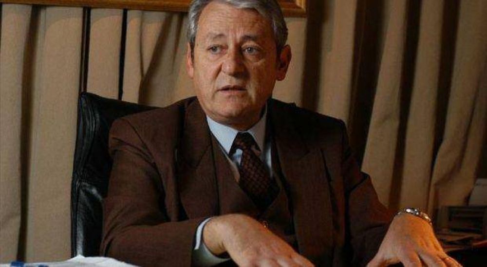Kunkel pidi� a Scioli que "se defina" y le respondieron A. P�rez y Baldomero