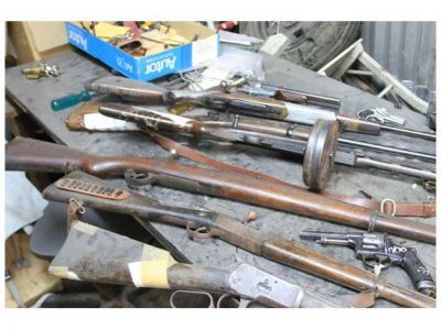 En una casa de Gualeguay guardaban casi 40 armas y varias municiones