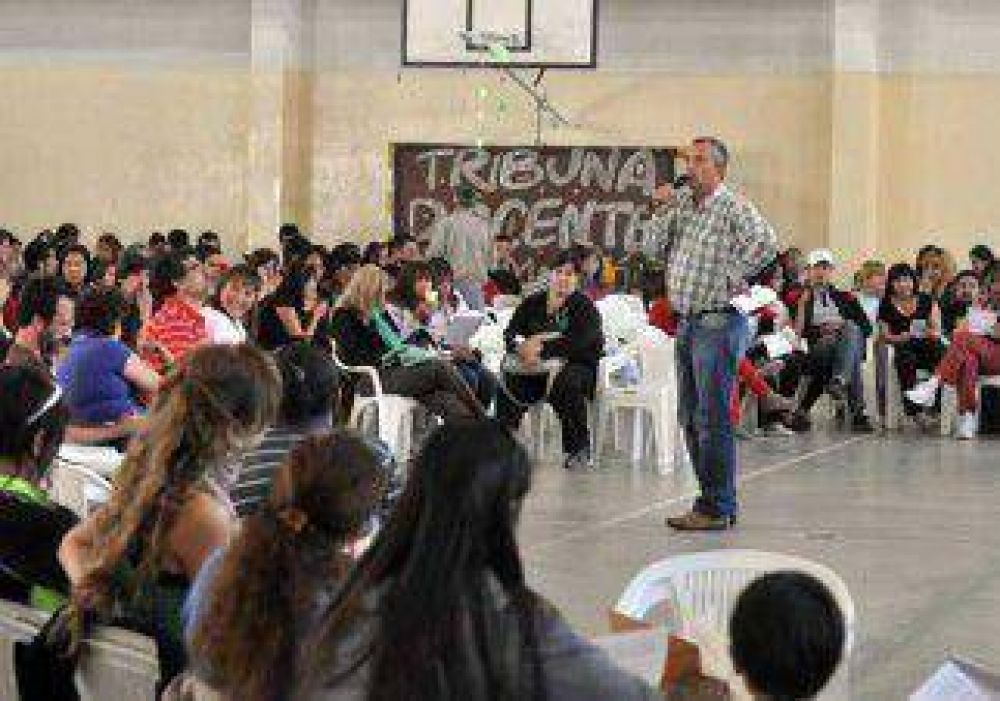 ATEN decidir�a hoy extender la huelga hasta el pr�ximo jueves 