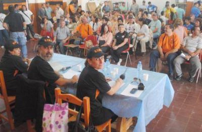 Los municipales rechazaron ofrecimiento del Ejecutivo y marchar�n a la comuna