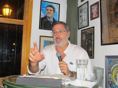 Con criticas a scioli y elogios a Massa, Sain defendi� la Polic�a Municipal