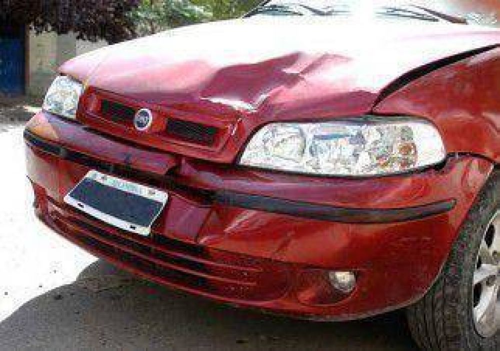 Atropell� y huy�, pero lo detuvieron porque taxistas lo persiguieron 