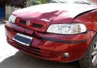 Atropell� y huy�, pero lo detuvieron porque taxistas lo persiguieron 