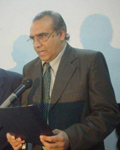 Colombi mont� "el picazo", Camau no se qued� atr�s y redobl� la apuesta