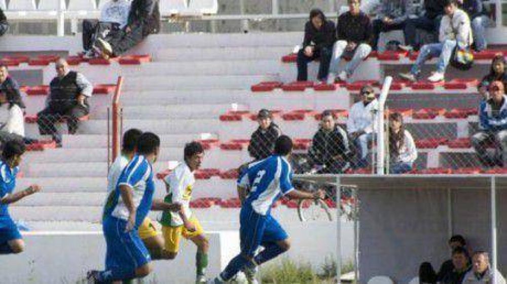 Hurac�n de Trelew, en casa