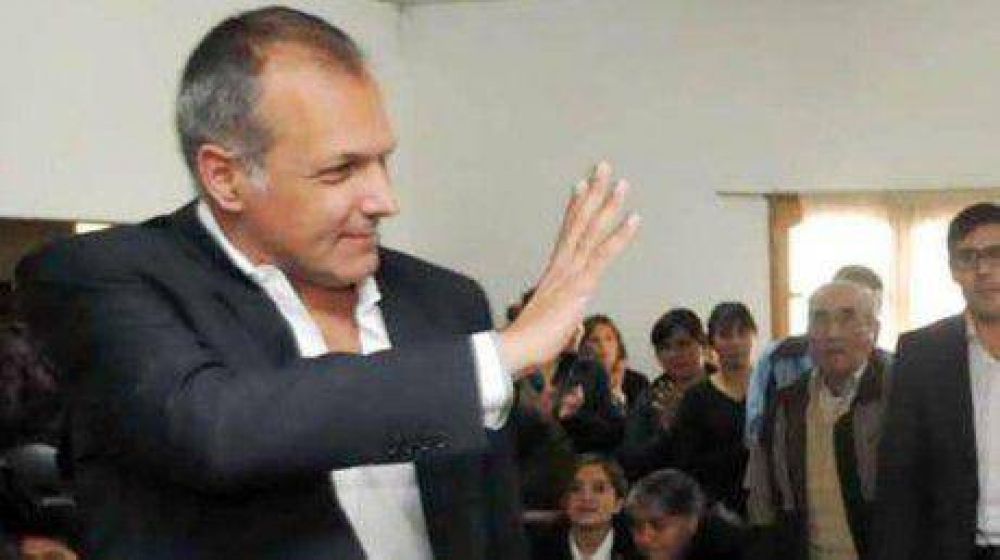 Buzzi reuni� a su equipo para hablar sobre la ejecuci�n del presupuesto