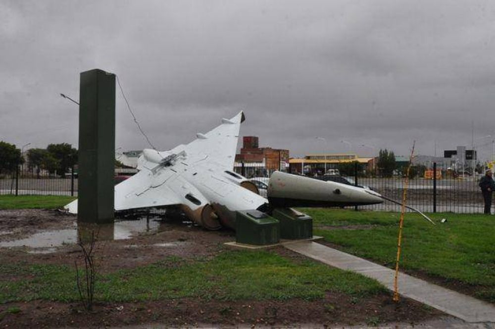 La ca�da del �Mirage�: Cant�n orden� una �profunda investigaci�n�