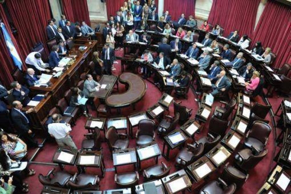 El Senado rechazar� el refer�ndum que realizan los ocupantes de Malvinas