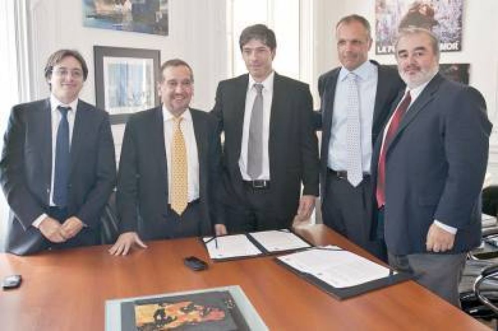 Incorporan nuevas l�neas de becas para estudiar en el exterior