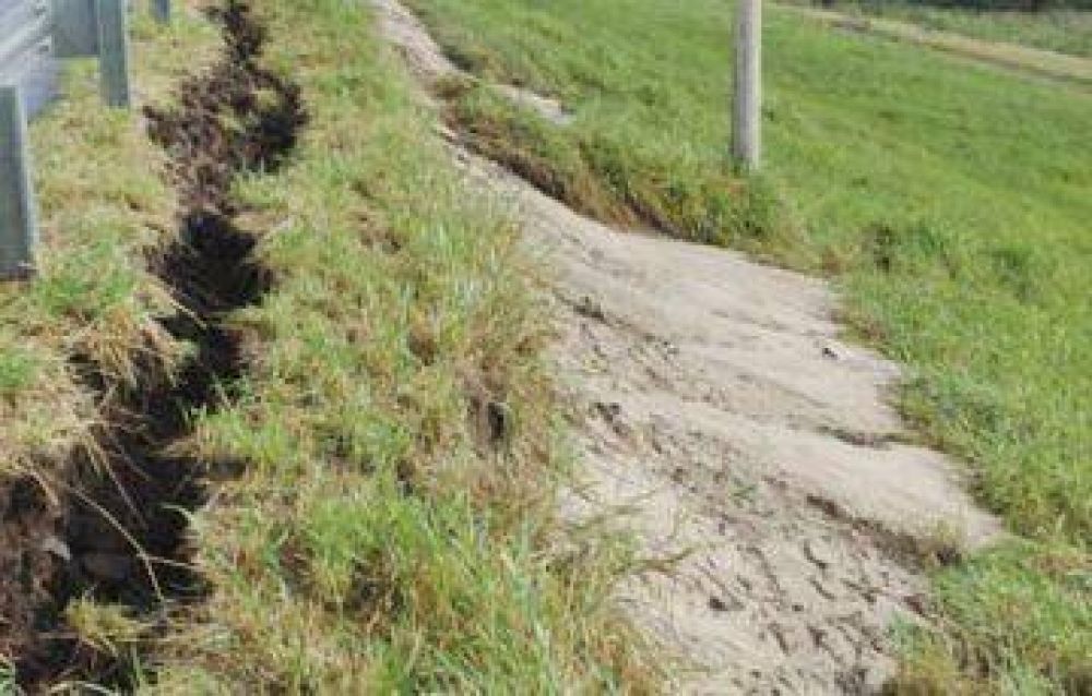 Cay� parte del muro de contenci�n de la represa de Yacyret�