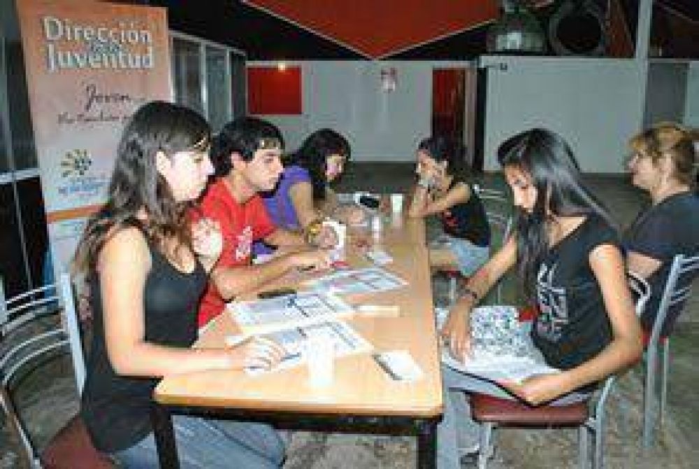  Inscriben en comunas para acceder al carnet juvenil