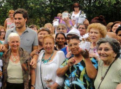 Cafiero conmemor� el D�a de la Mujer junto a vecinas y militantes de San Isidro
