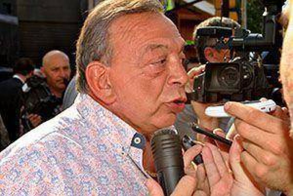 Z�ccaro le pidi� a Scioli �que asuma las responsabilidades� con los docentes