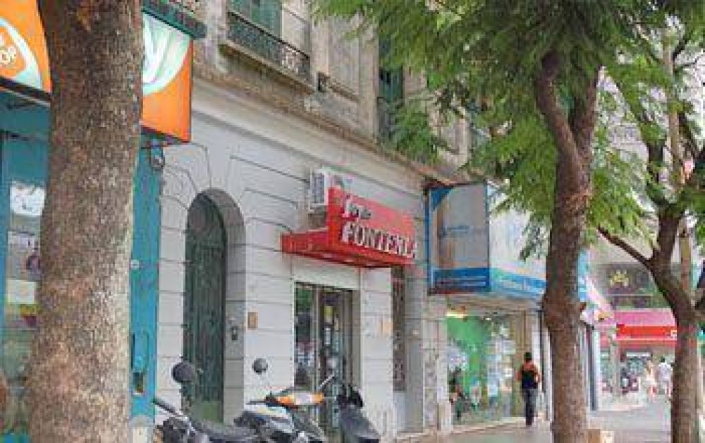 Un delincuente asalt� a un matrimonio en su casa ubicada en pleno Centro