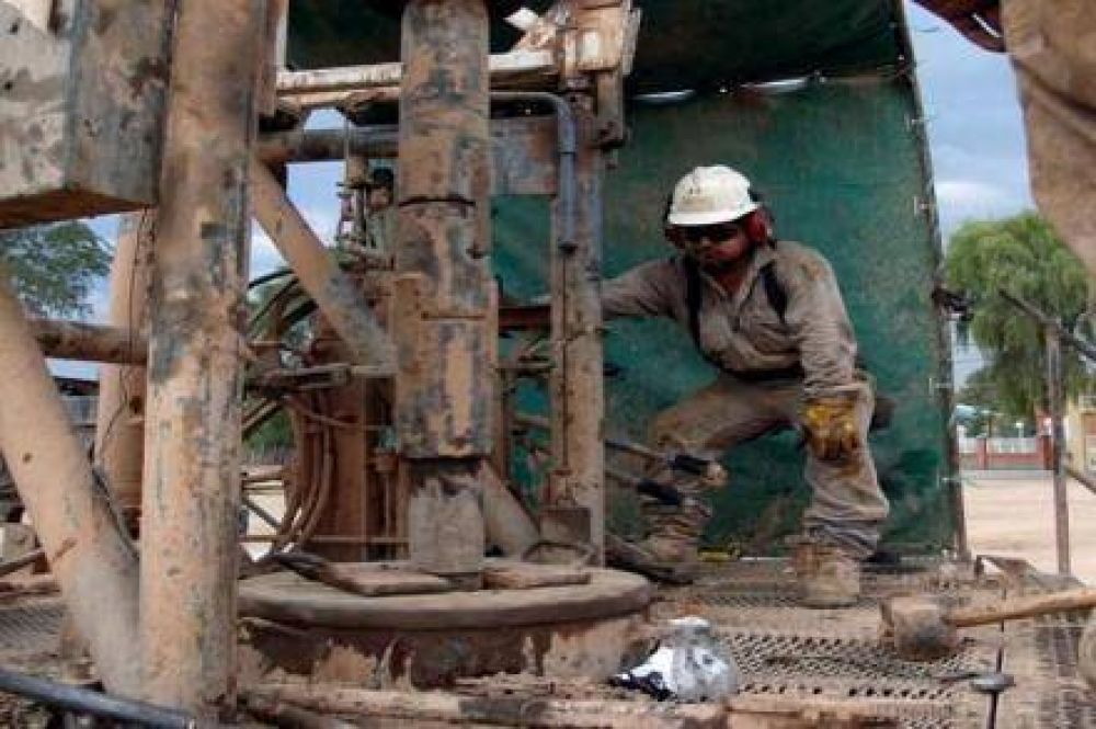 El programa Esmeralda alcanzo un elevado �xito en m�s de 150 perforaciones para la obtenci�n de agua subterr�nea de calidad 