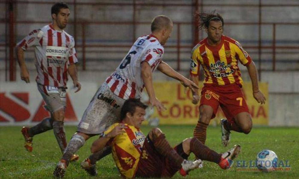 Boca Unidos fall� en los penales y casi termina con las manos vac�as