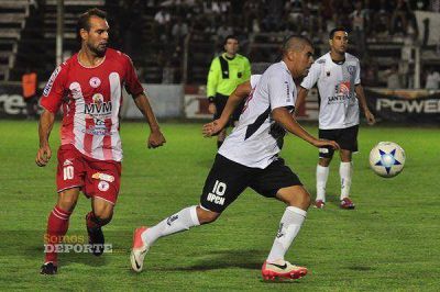 El Ferro renov� su sue�o de ascenso con una victoria en el Oeste