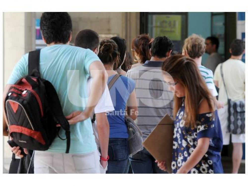 Seg�n la UNL, se necesitan $3.720 para vivir y estudiar