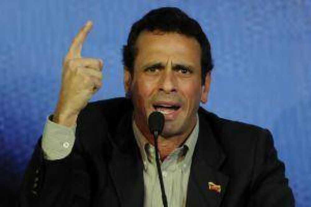 Capriles anunci� que enfrentar� a Maduro en las elecciones