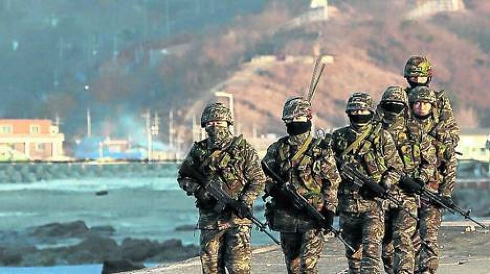 Norcorea advierte que est� en fase de �guerra total� y lista para atacar
