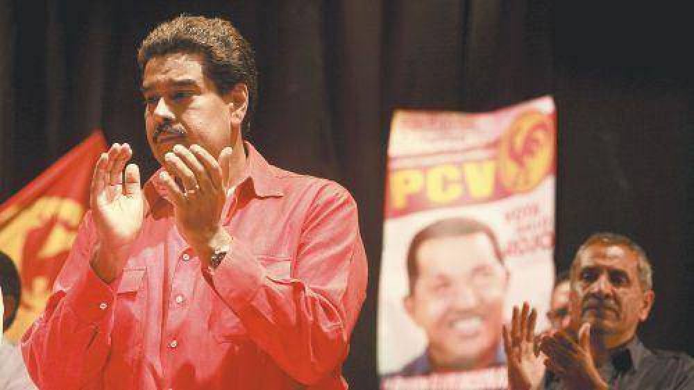 Maduro competir� con Capriles en las elecciones de Venezuela