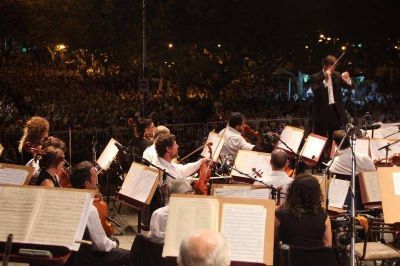 Mas de 10000 personas disfrutaron de la Orquesta Sinf�nica Nacional en San Miguel