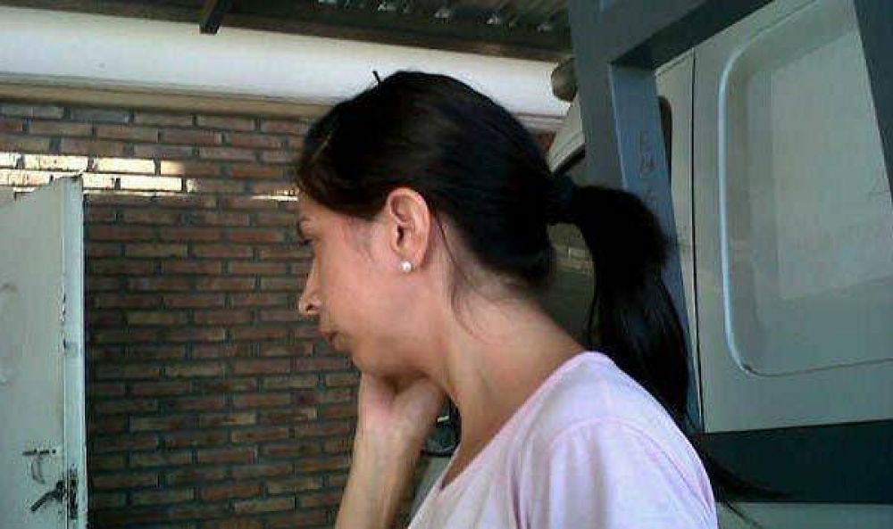 En una pelea jovencita fue herida en la boca