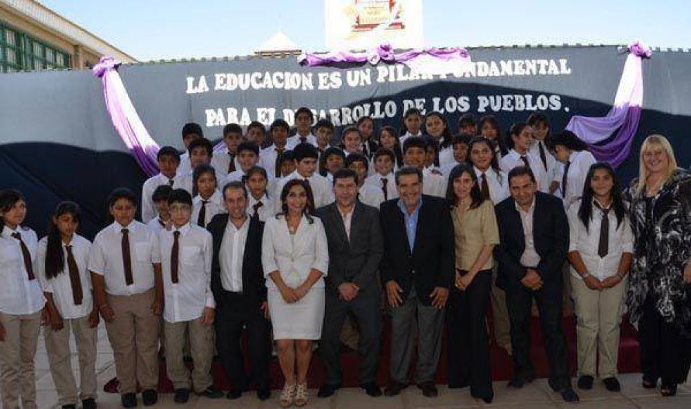�Lo mejor que puede hacer una gesti�n de gobierno es educar a su gente�