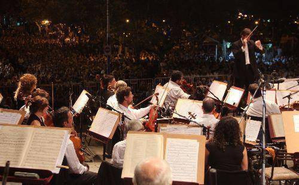 La Sinf�nica Nacional se present� nuevamente en San Miguel