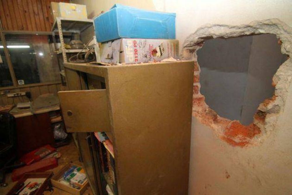 Hace 18 meses hab�an robado en el mismo lugar y no se hall� a los culpables